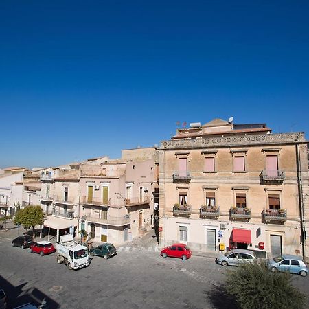 Experience Il Paesino Otel Licodia Eubea Dış mekan fotoğraf