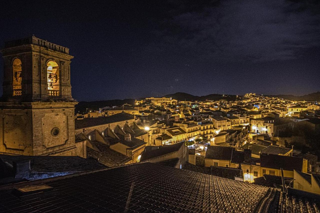 Experience Il Paesino Otel Licodia Eubea Dış mekan fotoğraf