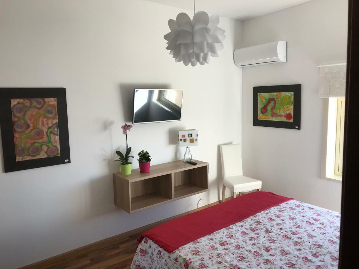 Experience Il Paesino Otel Licodia Eubea Dış mekan fotoğraf